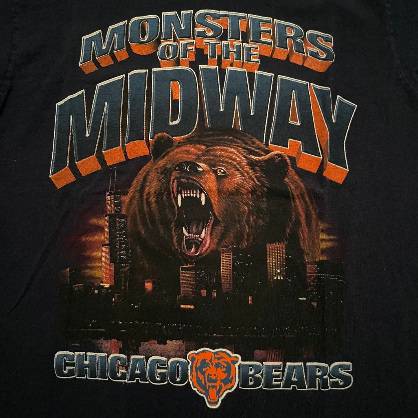 Chicago Bears Vintage Monster of the Midway Dynasty skyline shirt size MEDIUM