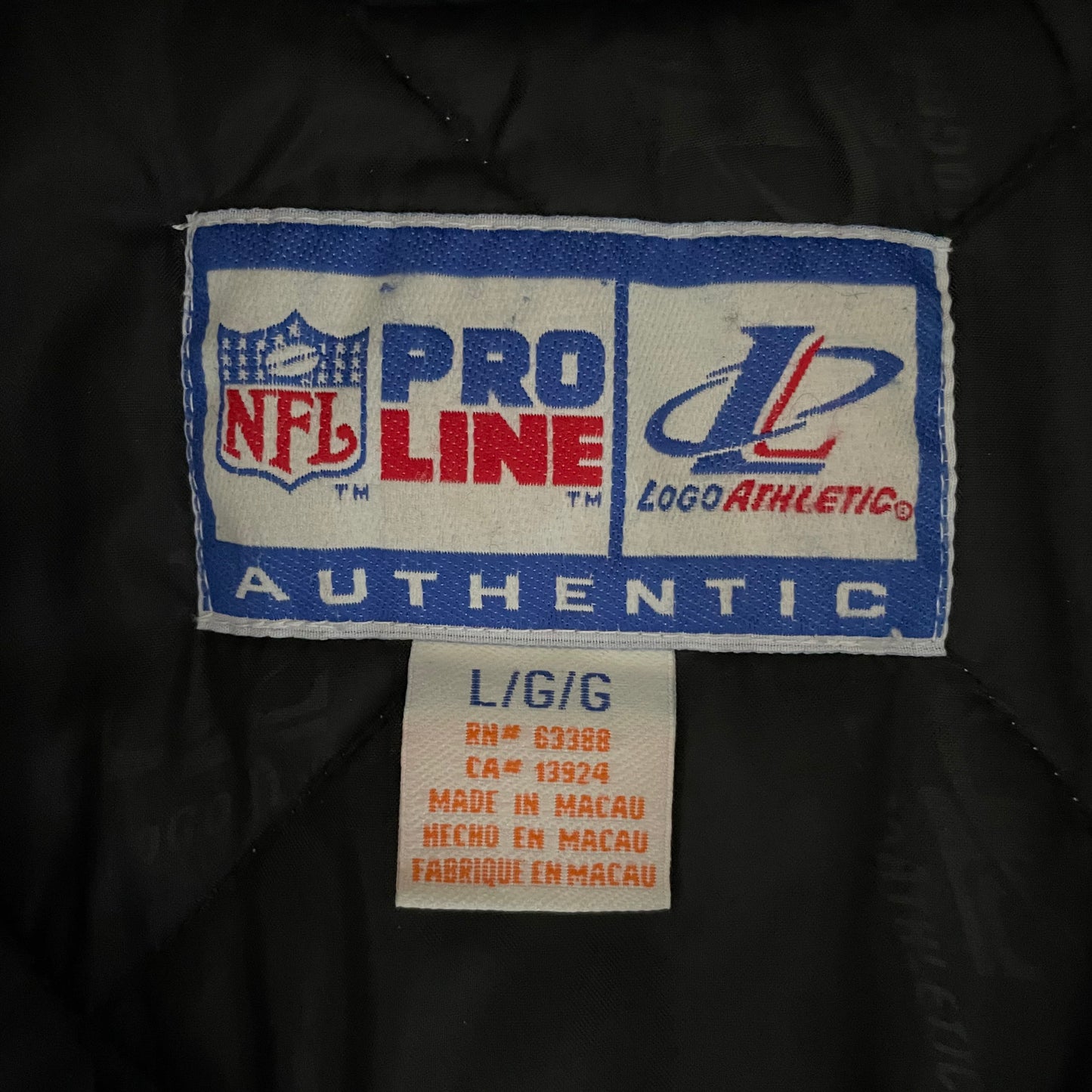 Vintage Jacksonville Jaguars jacket size LARGE