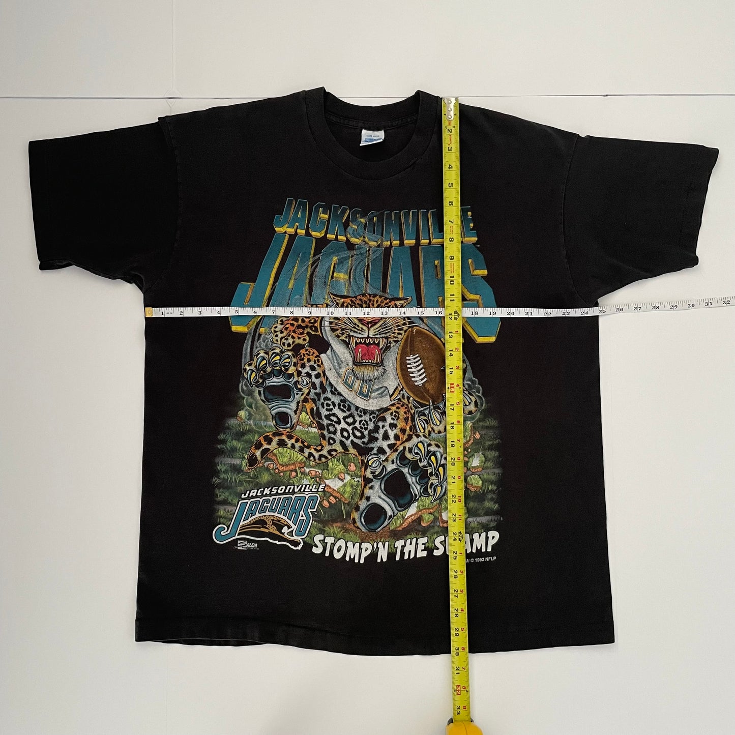 Vintage Jacksonville Jaguars 1993 banned logo SALEM shirt size XL