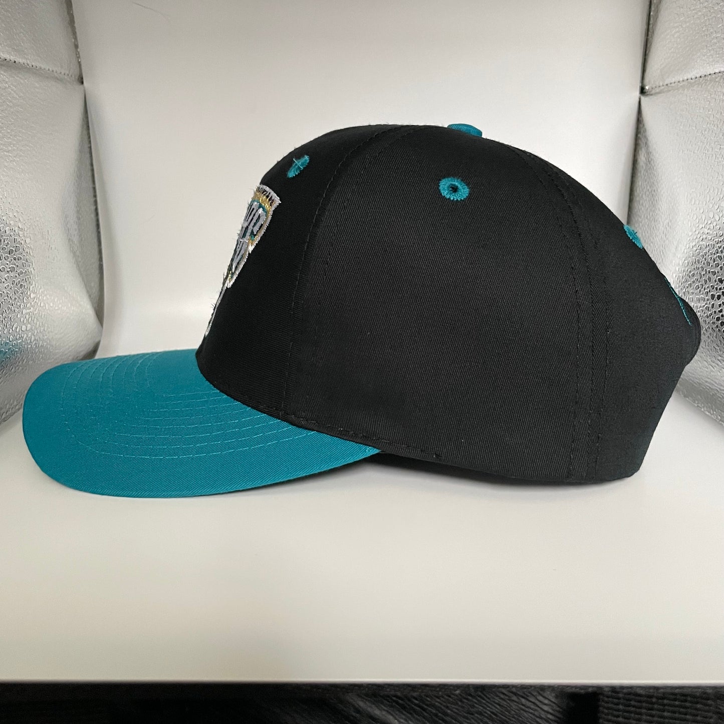 Vintage Jacksonville Jaguars hat