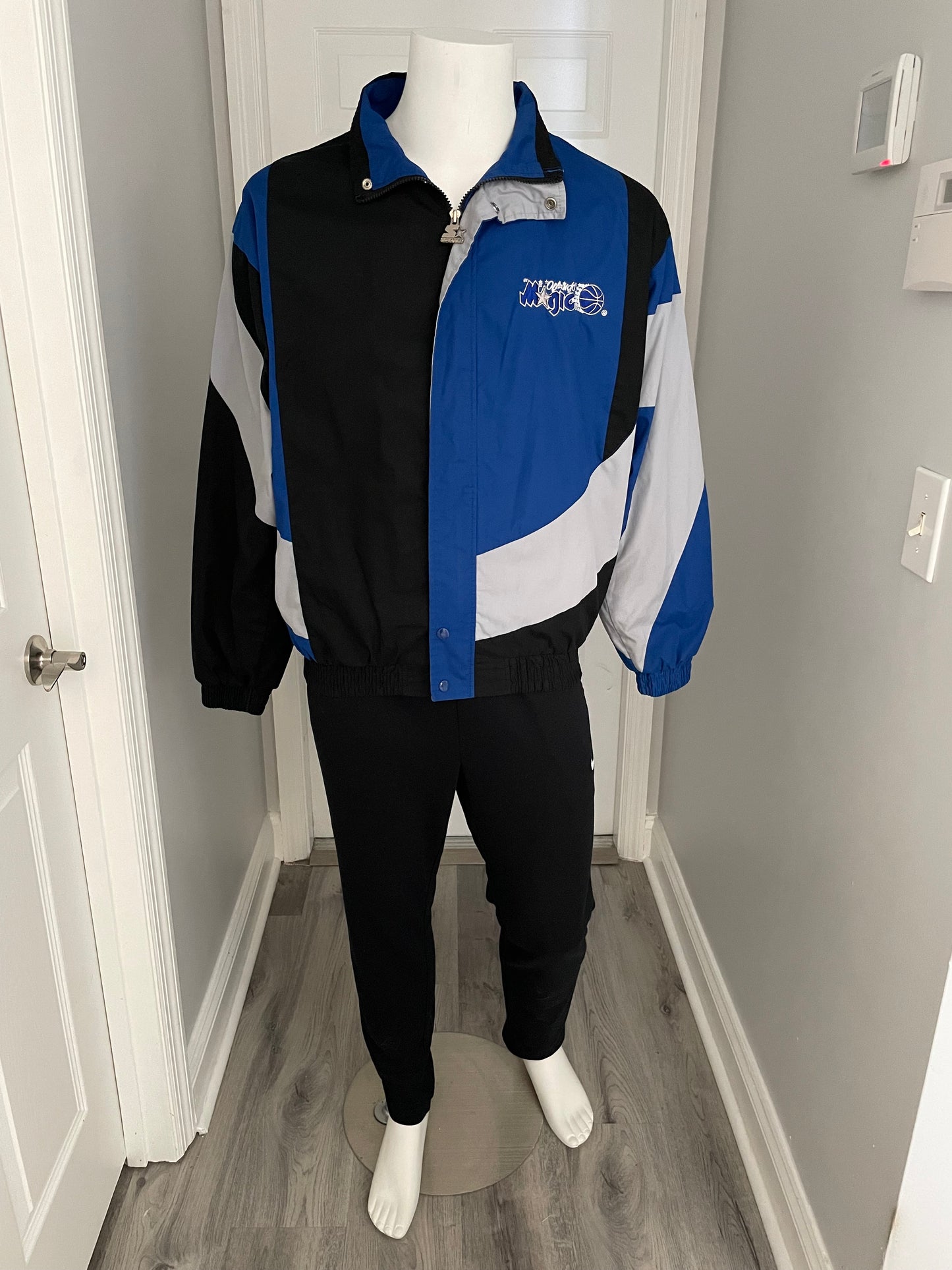 Vintage Orlando Magic STARTER windbreaker size LARGE