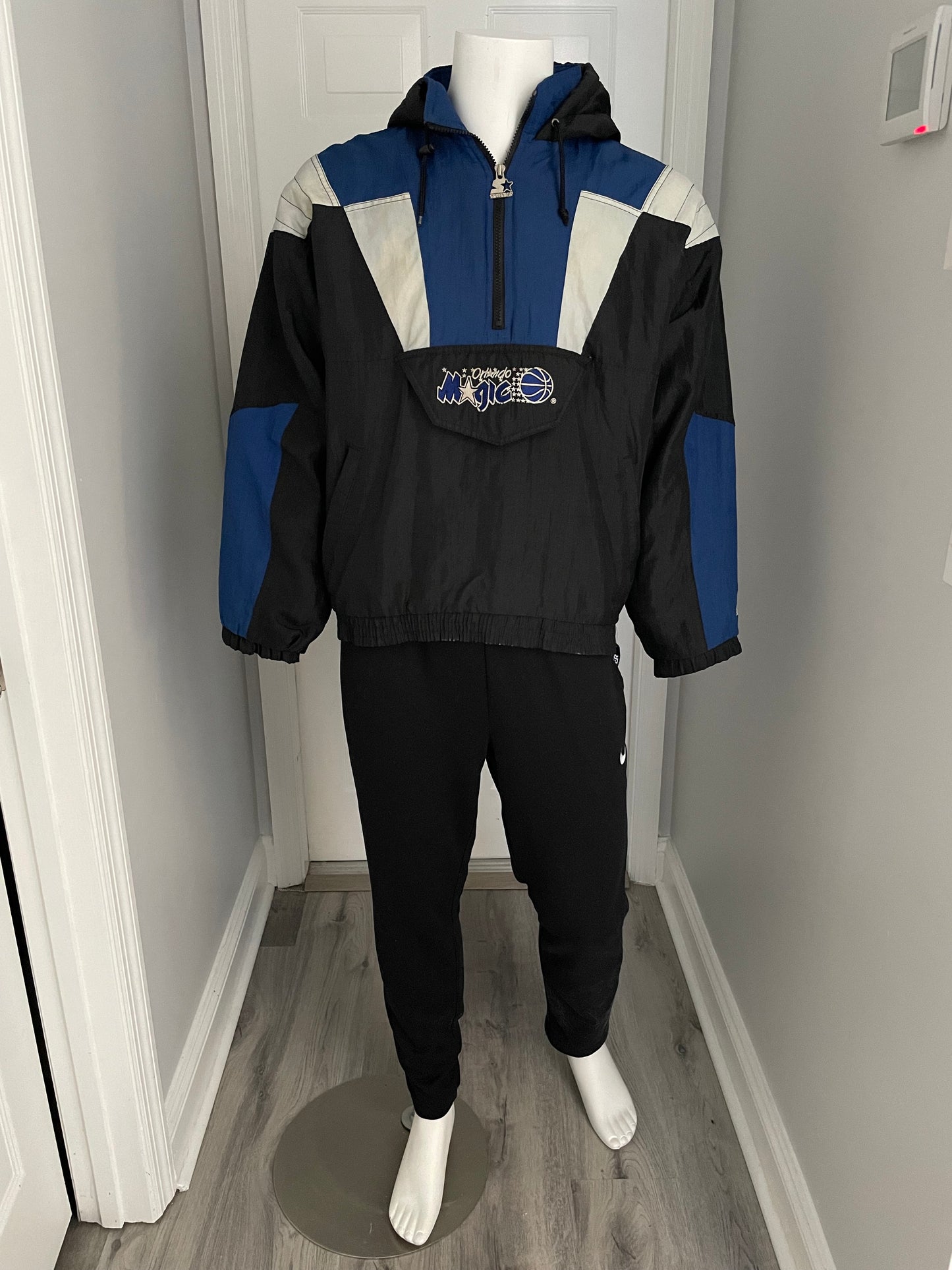 Vintage Orlando Magic STARTER jacket size LARGE