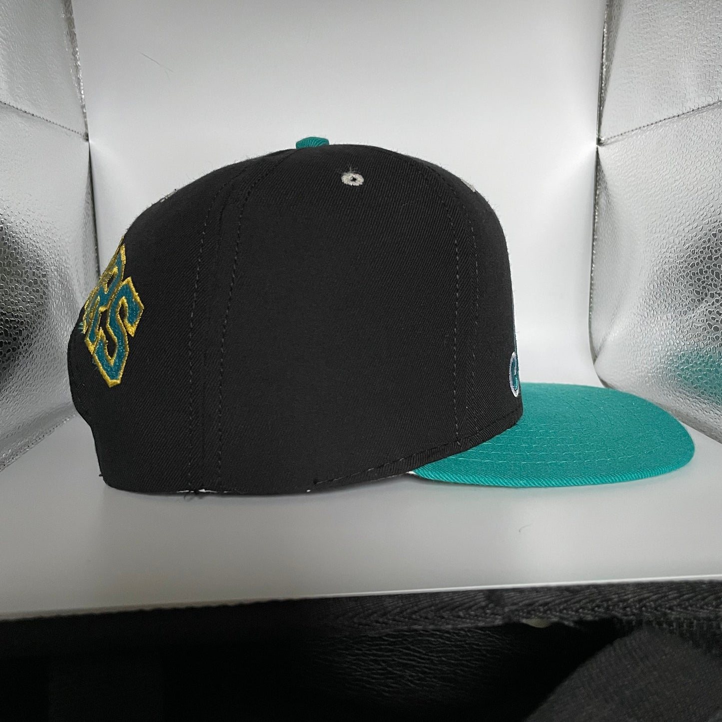 Vintage Jacksonville Jaguars AMERICAN NEEDLE "Blockhead" banned logo hat