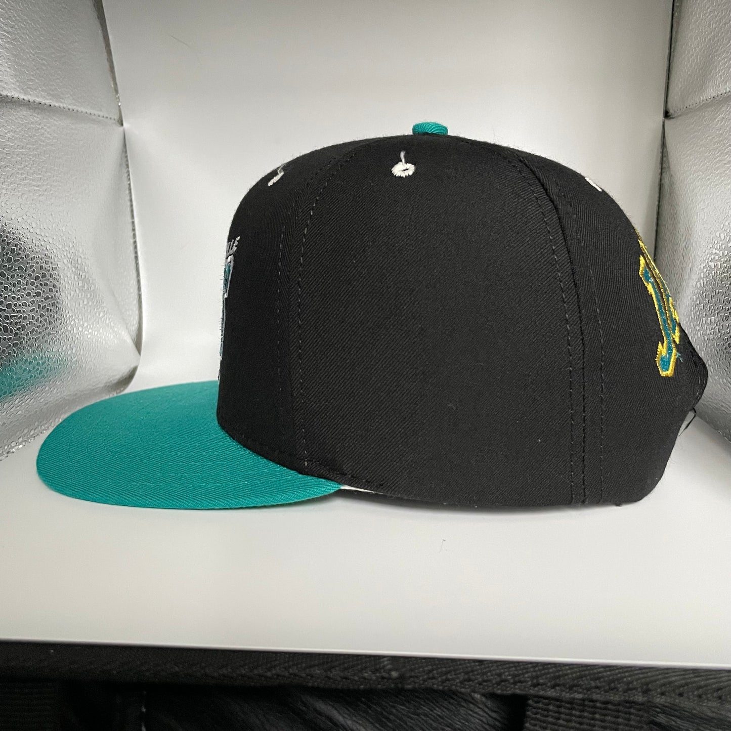 Vintage Jacksonville Jaguars AMERICAN NEEDLE "Blockhead" banned logo hat