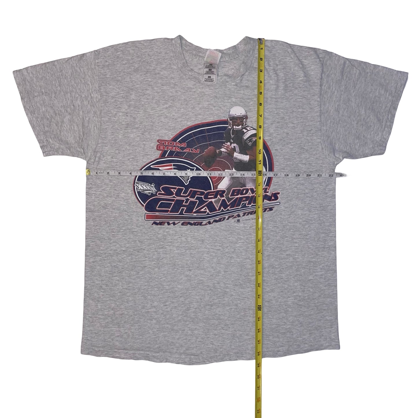 New England Patriots Vintage Tom Brady Shirt size LARGE