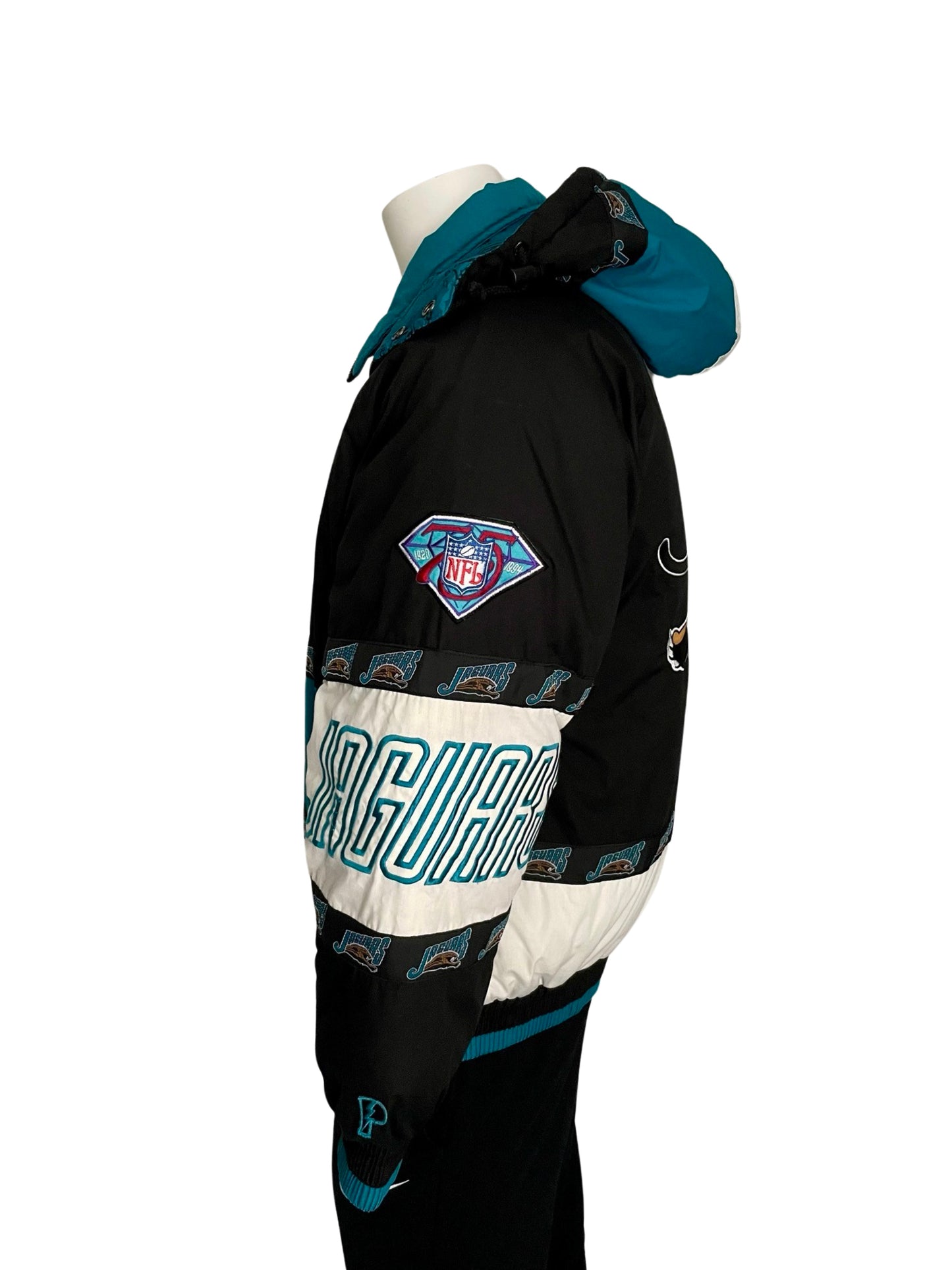 Vintage Jacksonville Jaguars banned logo PRO PLAYER by Daniel Young jacket size MEDIUM